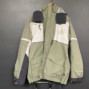 Men’s snowboarding jacket